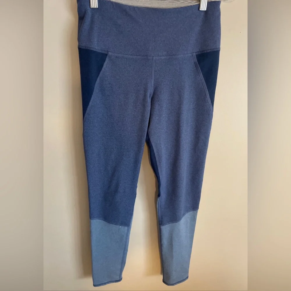Small Splendid Colorblock Leggings Blue Workout Yoga Gym Pants EUC Full Length.
